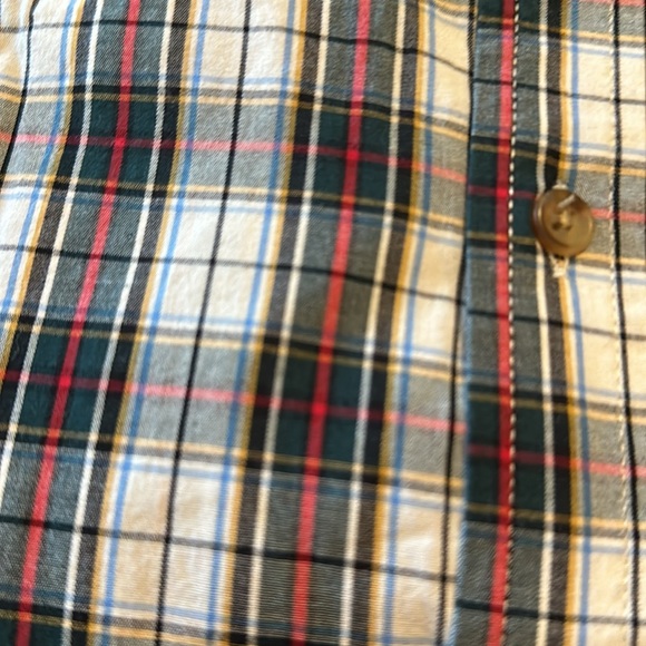 Old Navy Classic Holiday Plaid X-Mas Match the Fam Regular Fit ButtonUp L or XL - Picture 7 of 8